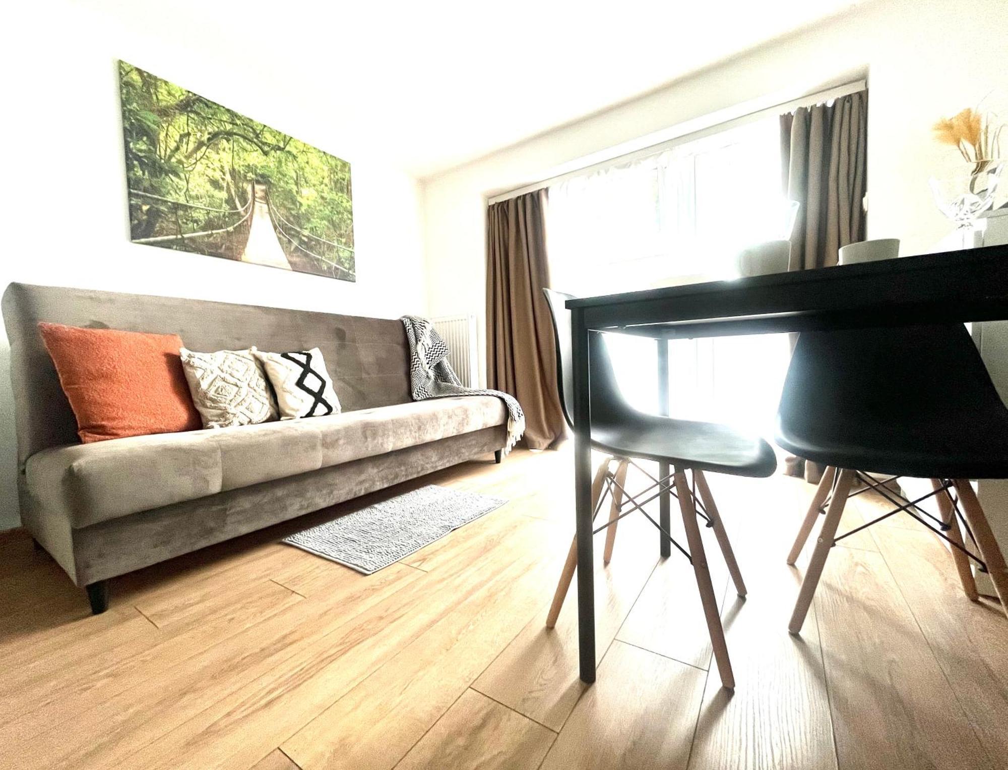 Apartament Goplanska Free Parking Self Check-In 24H Poznań Exteriör bild